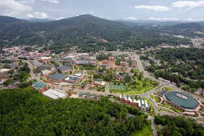 Boone North Carolina Appalachian State University and mountain town